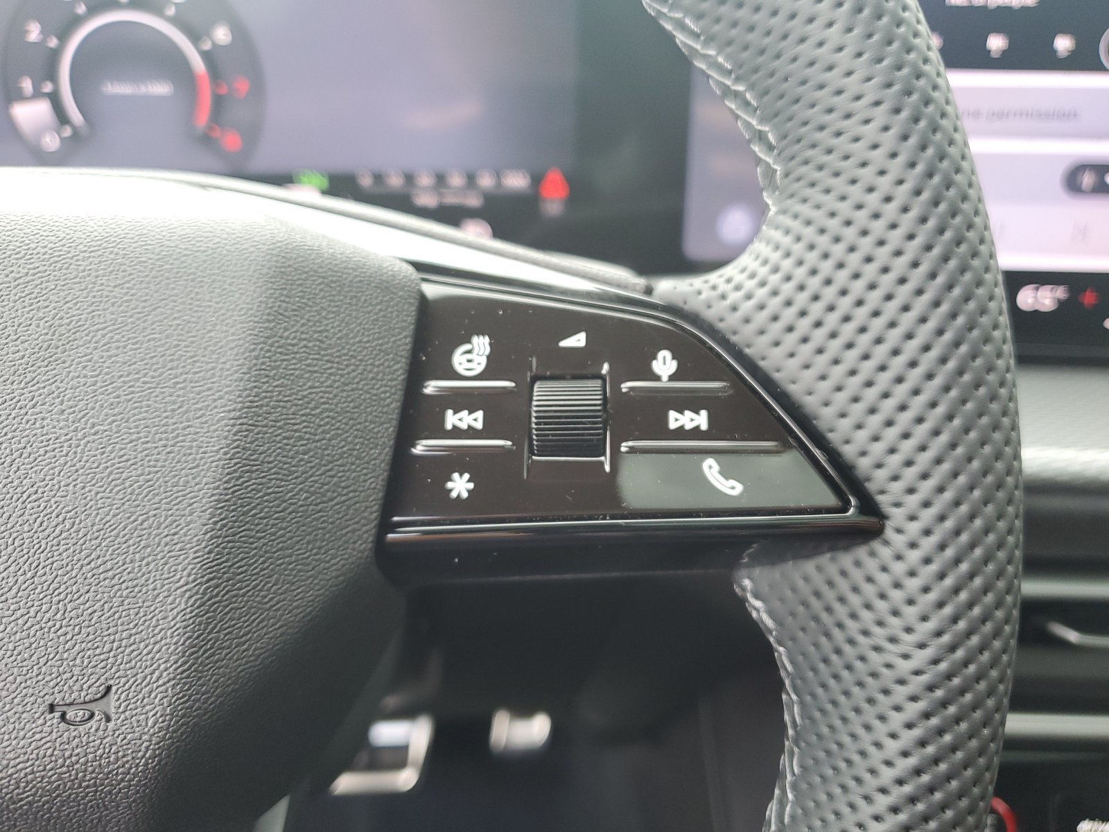 New 2026 Audi SQ5 Prestige AWD/4WD image 30