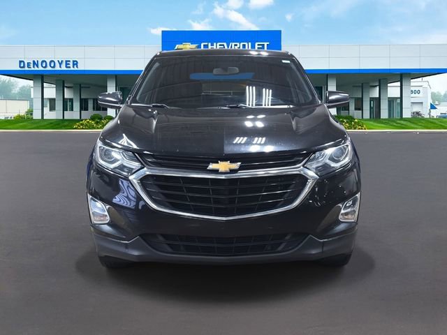 Used 2018 Chevrolet Equinox LT image 2