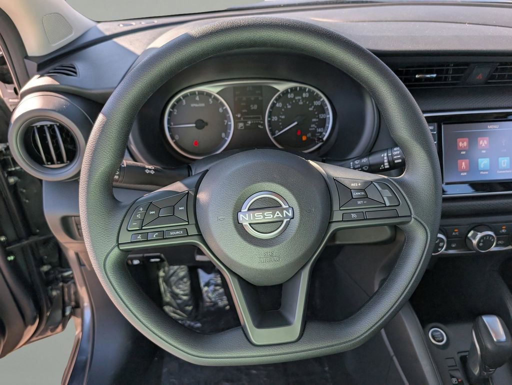 New 2025 Nissan Kicks Play S image 20