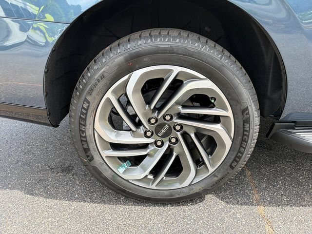 New 2027 Lincoln Navigator Premiere AWD/4WD image 21