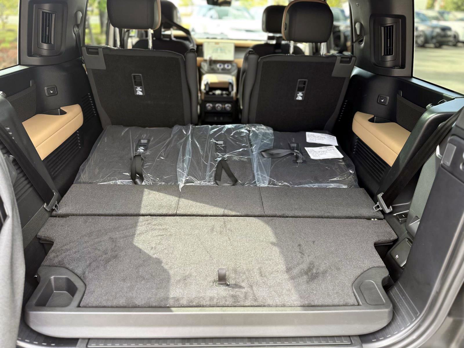 New 2026 Land Rover Defender 130 V8 image 8