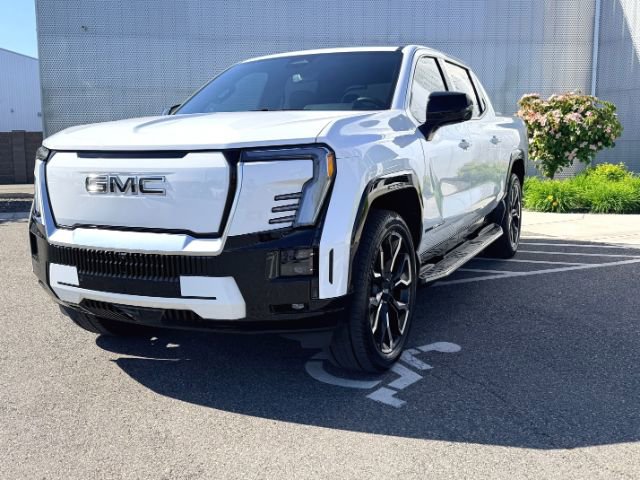 Used 2025 GMC Sierra EV Denali AWD/4WD image 7