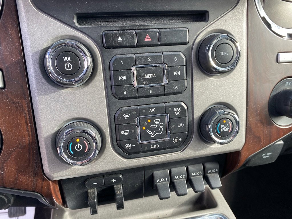 Used 2016 Ford F250 Lariat w/ Lariat Ultimate Package image 18