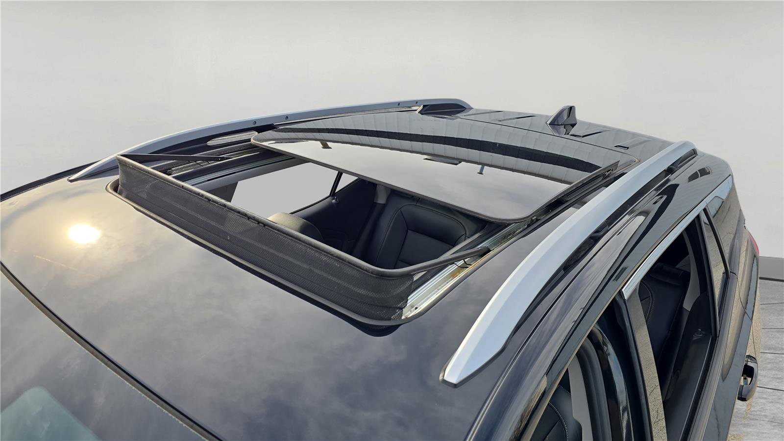 Used 2020 GMC Terrain SLT w/ Preferred Package image 13