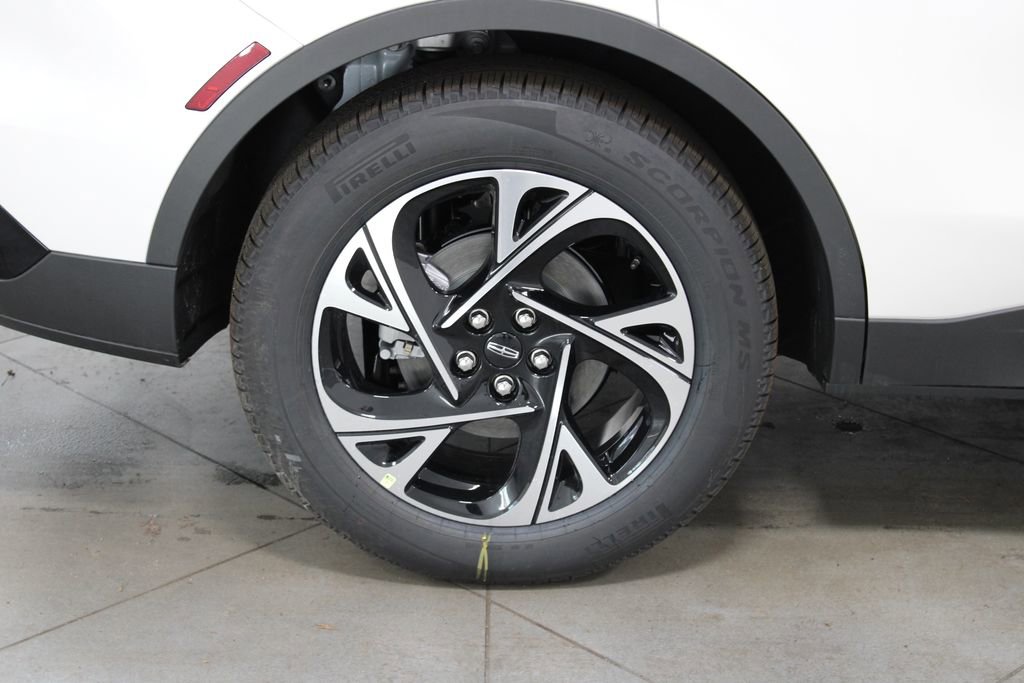 New 2026 Lincoln Nautilus Premier image 13