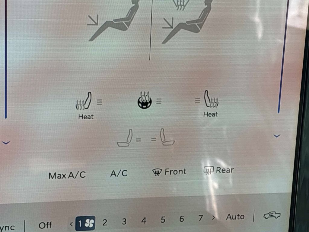 New 2026 RAM 1500 4x4 Crew Cab image 15