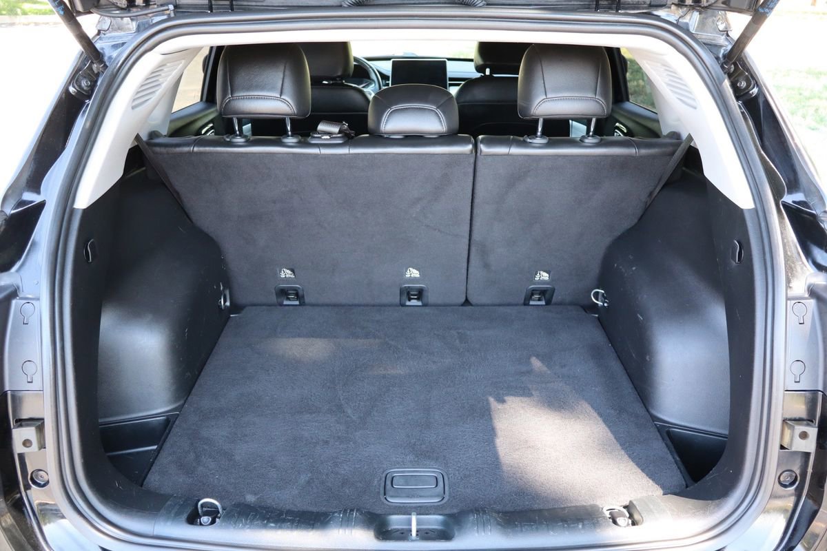 Used 2022 Jeep Compass Limited image 14