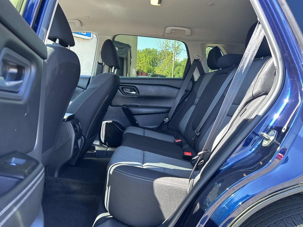 Certified 2024 Nissan Rogue SV AWD/4WD image 15