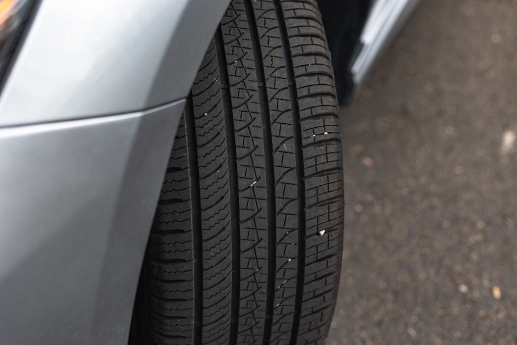 Used 2024 Toyota Camry SE FWD image 5