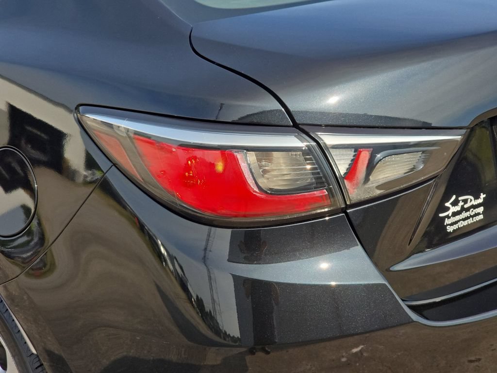 Used 2016 Scion iA FWD image 30