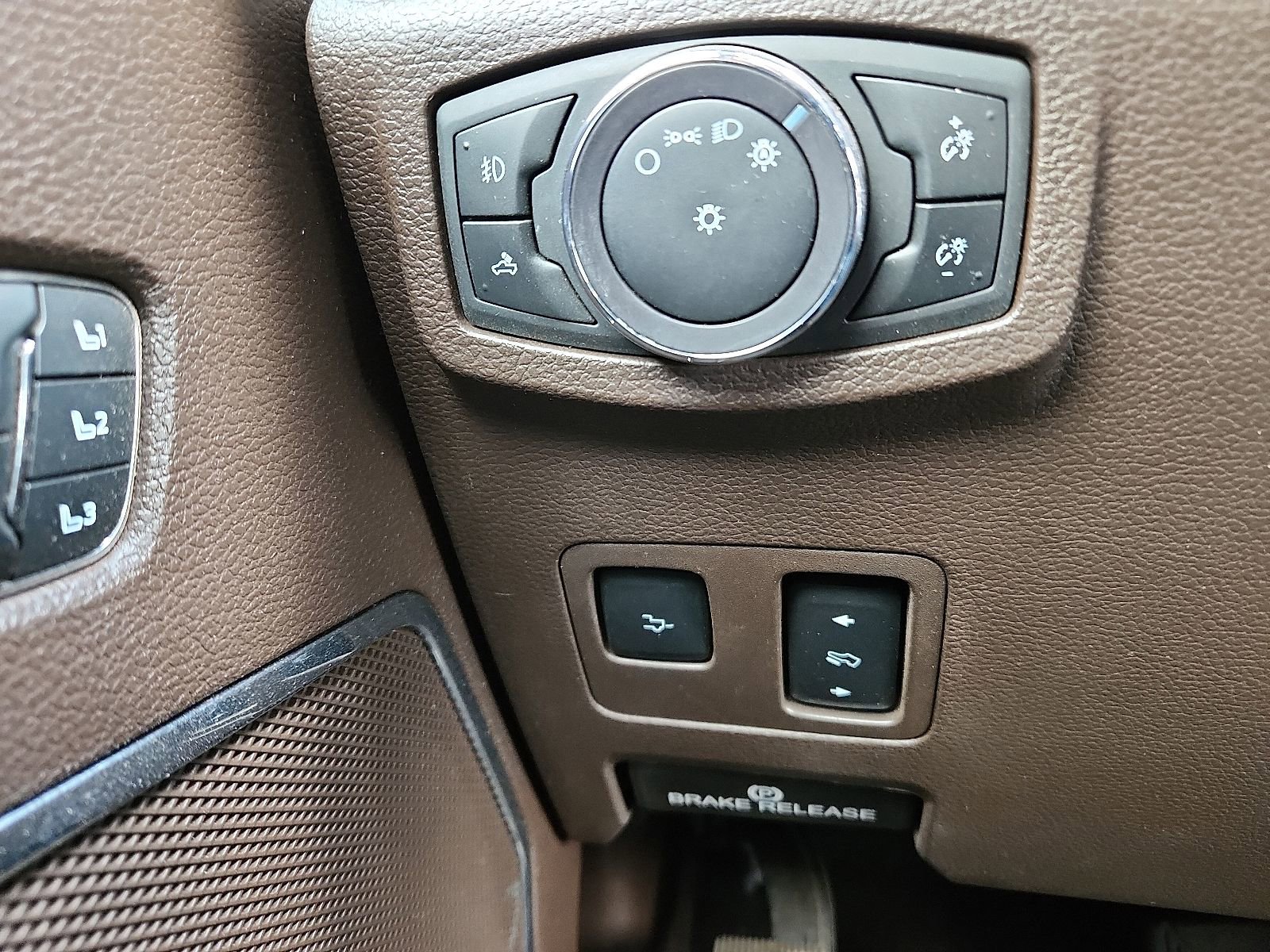 Used 2020 Ford F250 King Ranch w/ Chrome Package image 16