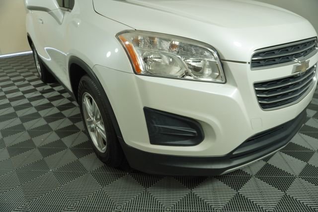 Used 2015 Chevrolet Trax LT w/ LT Plus Package FWD image 10