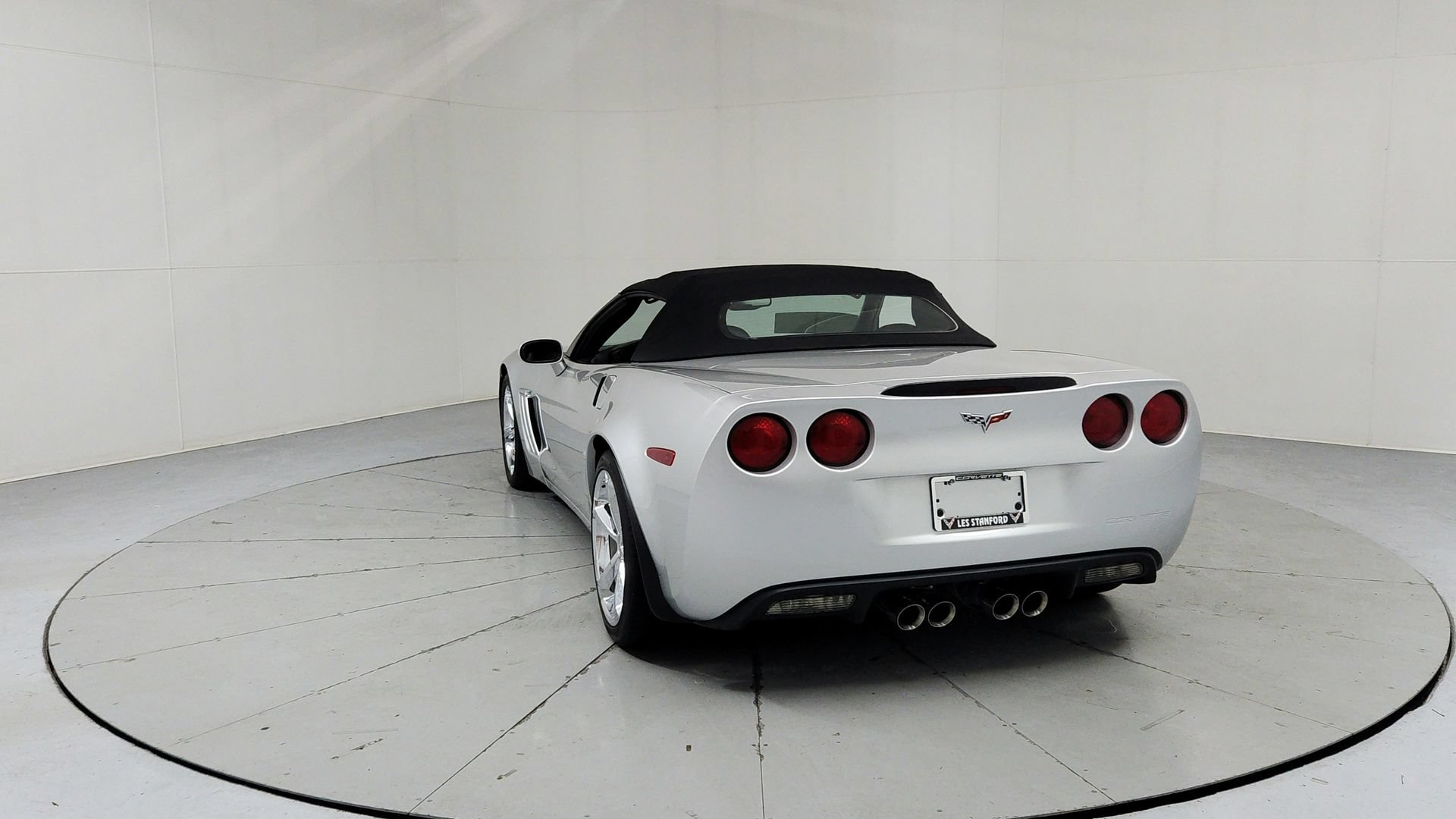 Used 2010 Chevrolet Corvette Grand Sport w/ Preferred Equipment Group RWD image 4