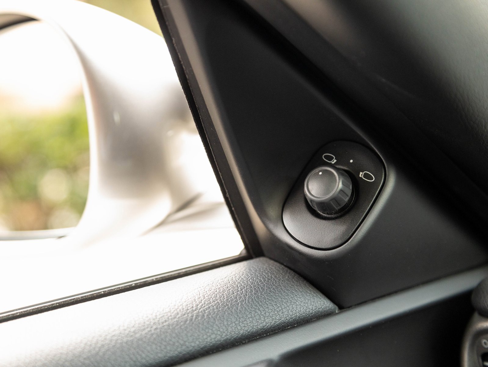 Used 2011 Porsche 911 Carrera image 18