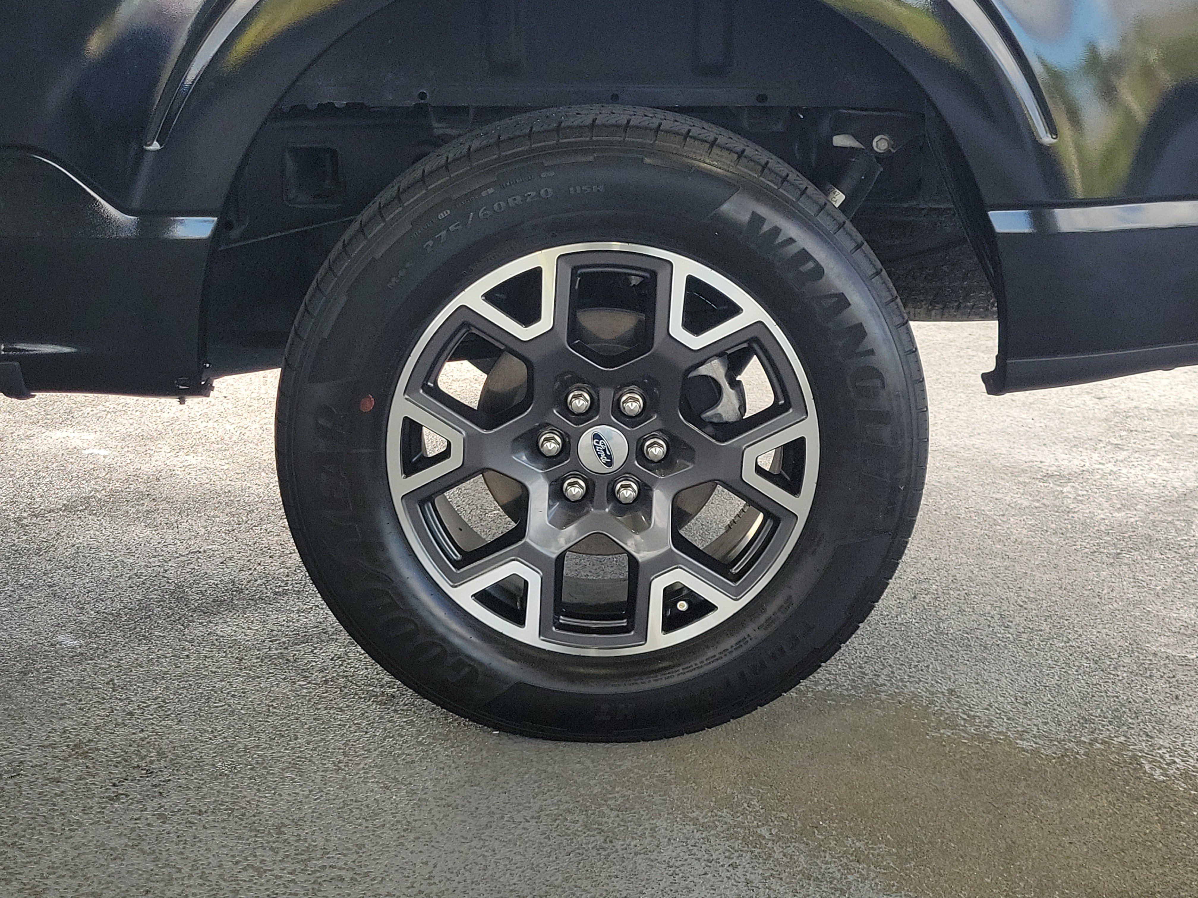 Used 2024 Ford F150 STX w/ Mobile Office Package RWD image 5