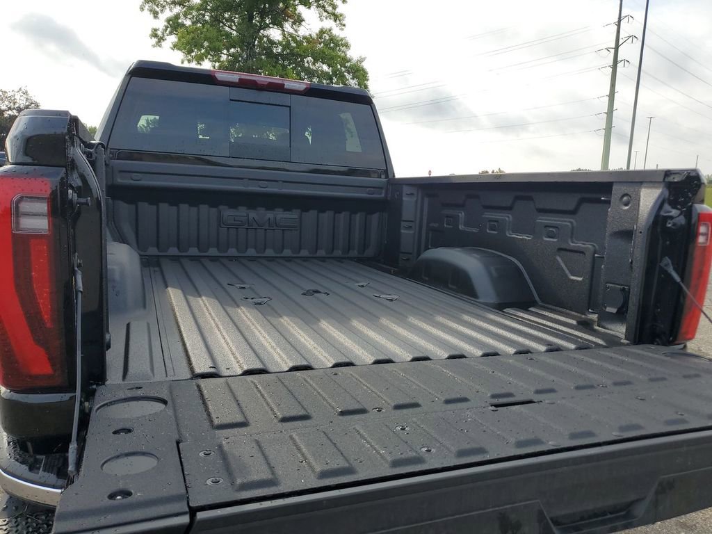 New 2025 GMC Sierra 2500 SLT w/ SLT Premium Package image 28