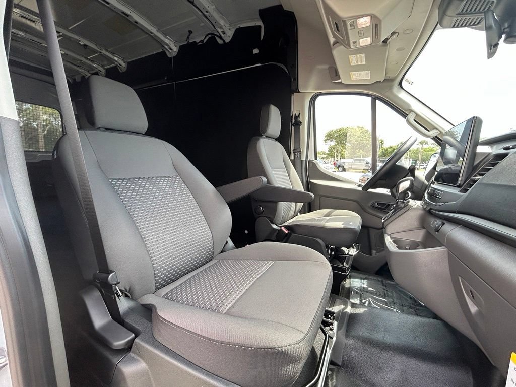New 2026 Ford Transit 250 148 High Roof w/ Load Area Protection Package RWD image 23