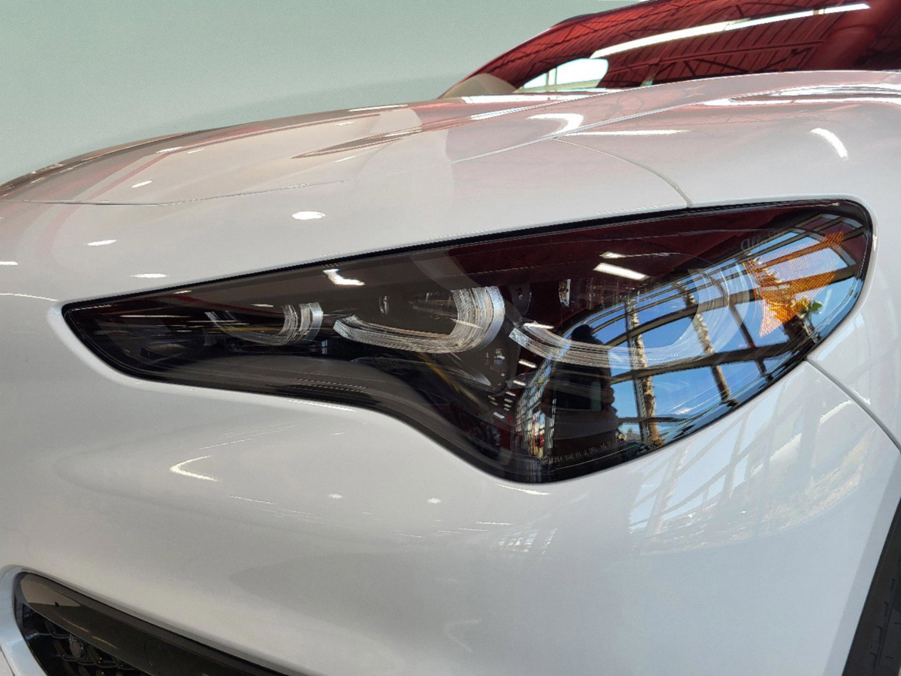 New 2025 Alfa Romeo Stelvio Sprint image 72