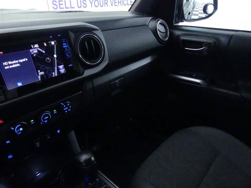 Used 2019 Toyota Tacoma TRD Sport AWD/4WD image 14