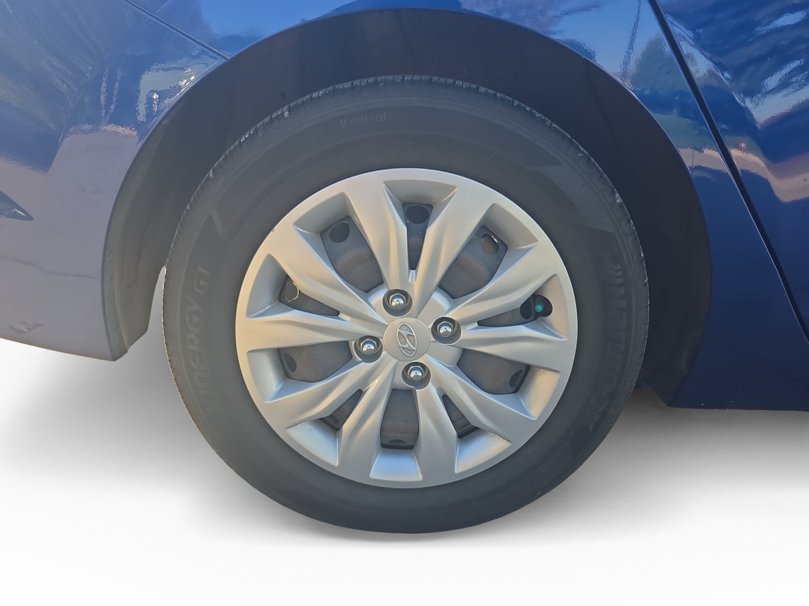 Certified 2021 Hyundai Accent SE FWD image 16