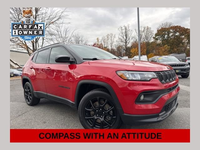 Used 2023 Jeep Compass Altitude image 1