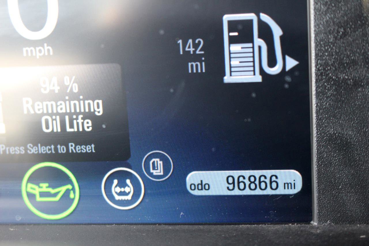 Used 2015 Chevrolet Volt FWD image 22