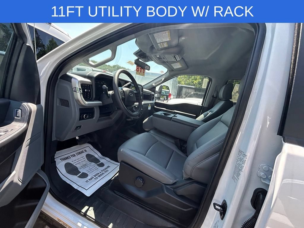 New 2026 Ford F550 4x4 Crew Cab image 16
