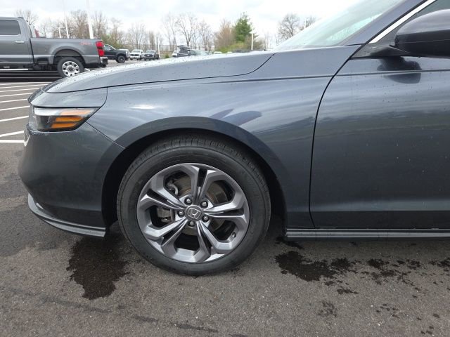 Used 2023 Honda Accord EX image 13