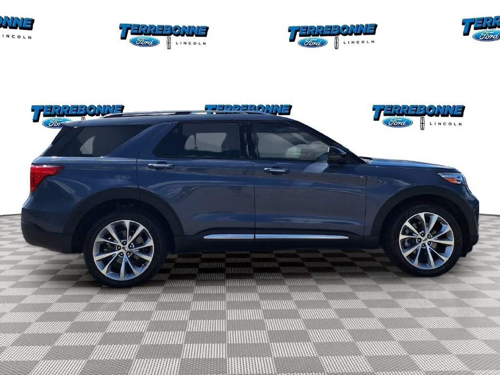 Certified 2021 Ford Explorer Platinum w/ Equipment Group 601A AWD/4WD image 4