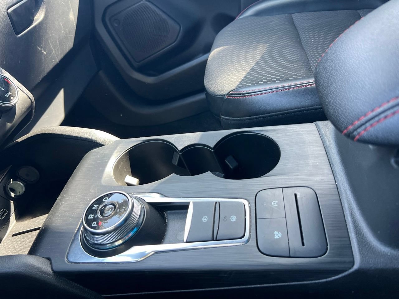 Used 2024 Ford Escape ST-Line AWD/4WD image 19