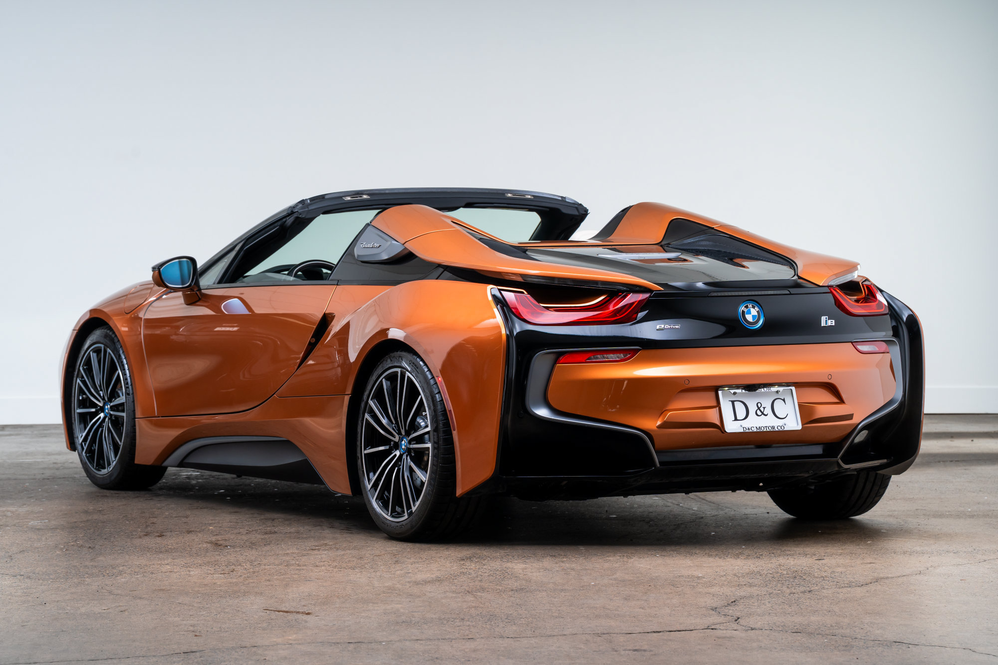 Used 2019 BMW i8 Roadster AWD/4WD image 5
