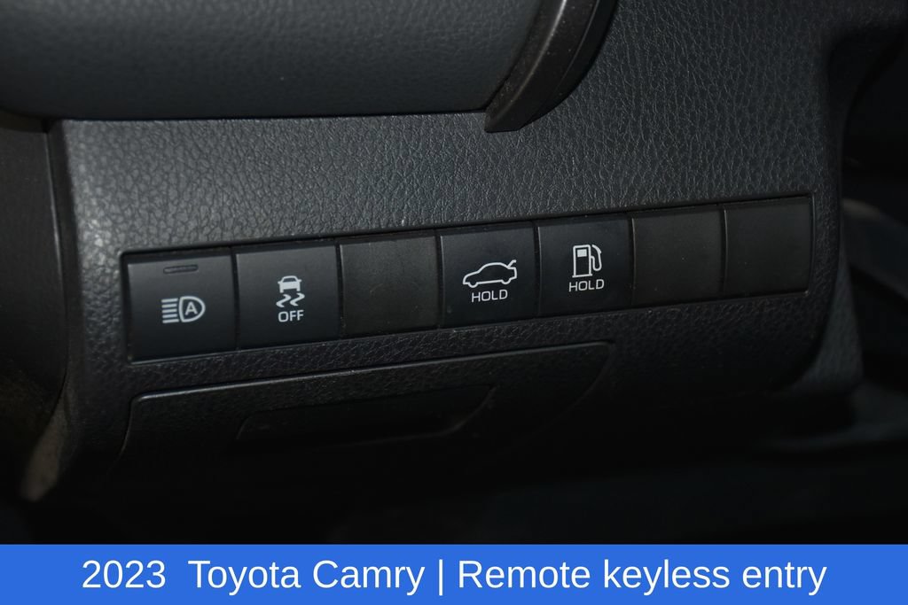Used 2023 Toyota Camry SE FWD image 8