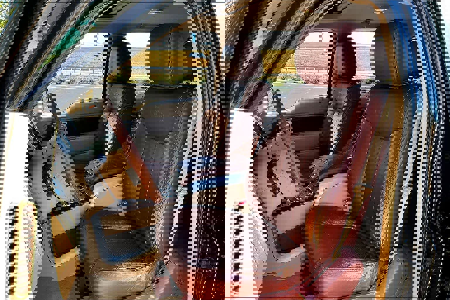 Used 2013 Ford F150 King Ranch w/ King Ranch Luxury Pkg image 8