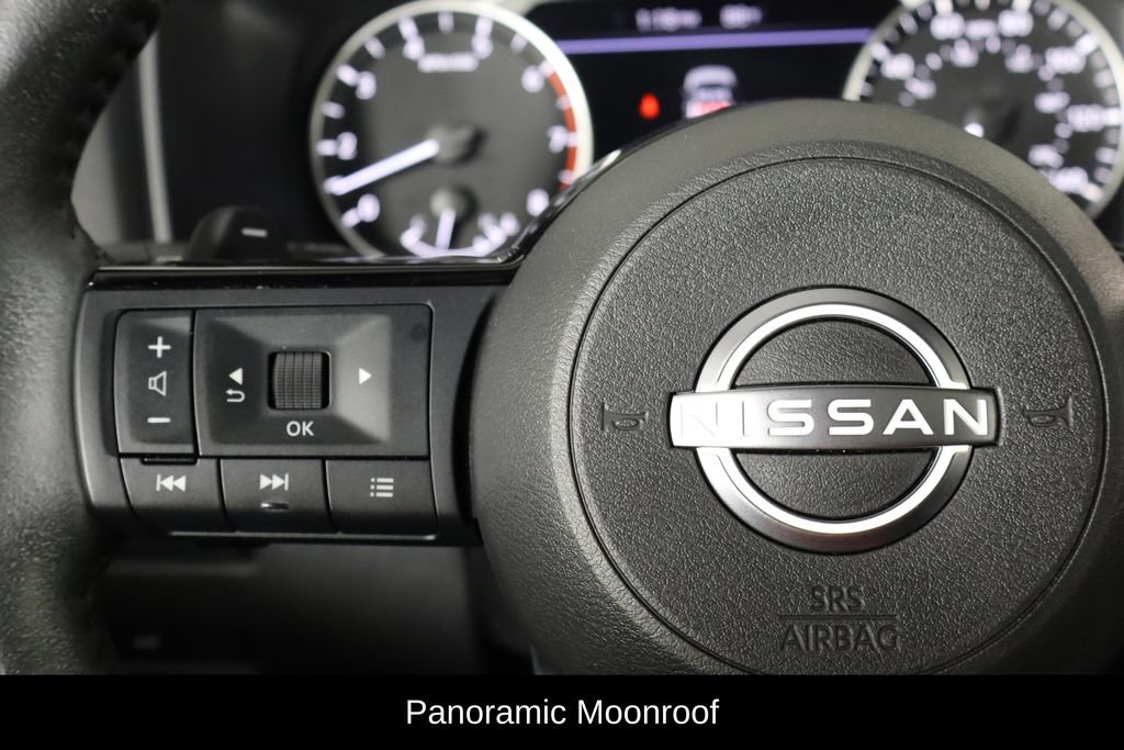 Used 2023 Nissan Rogue SV w/ SV Premium B Package FWD image 8