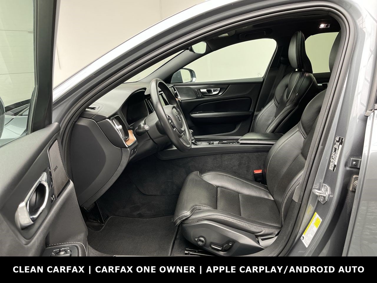 Used 2020 Volvo V60 T5 Cross Country AWD/4WD image 3