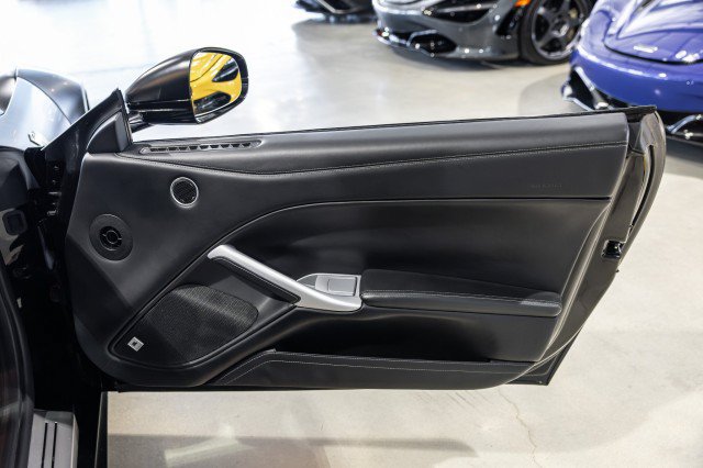 Used 2014 Ferrari F12 Berlinetta RWD image 39