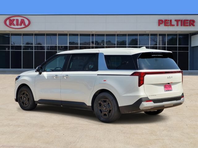 New 2027 Kia Carnival FWD image 3