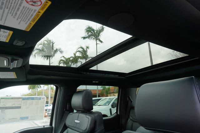 New 2026 Ford F250 Platinum AWD/4WD image 7