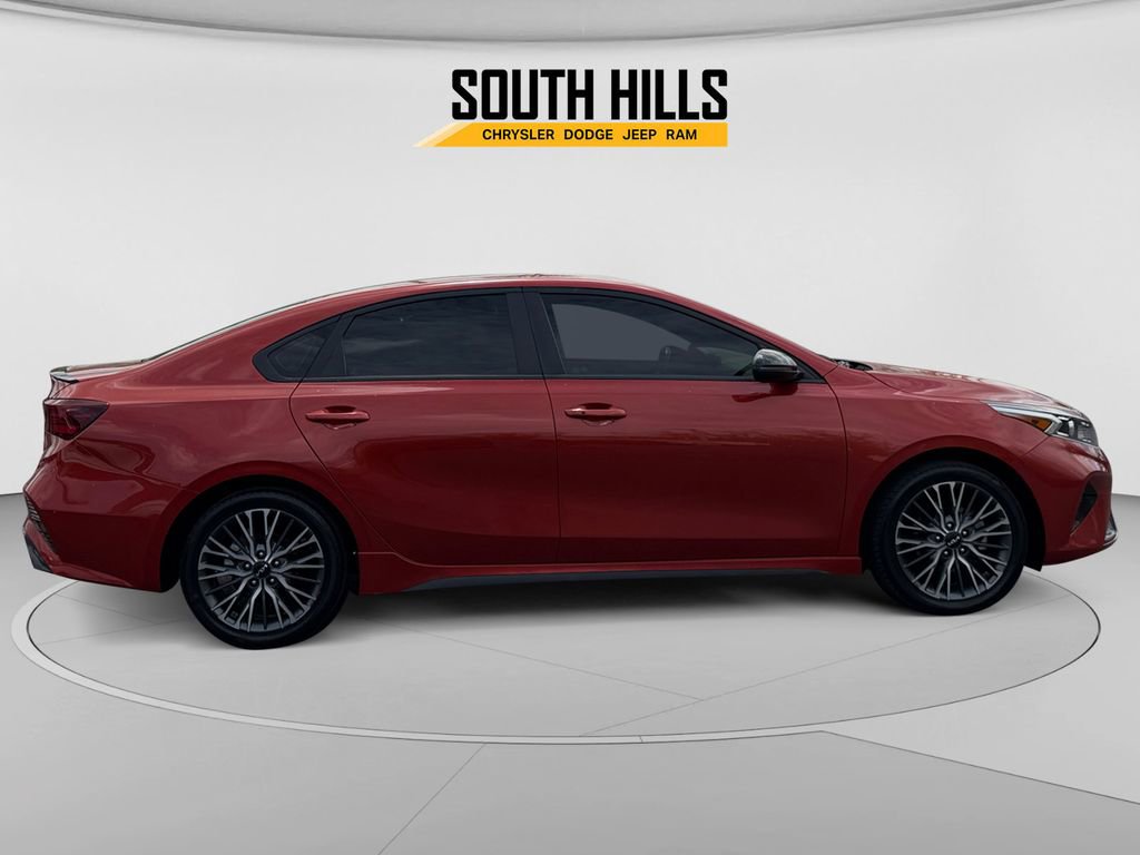 Certified 2023 Kia Forte GT-Line FWD image 6