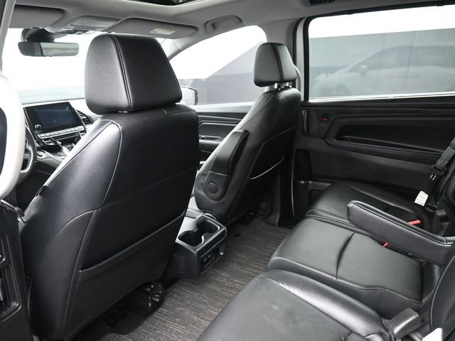 Used 2023 Honda Odyssey EX-L image 2