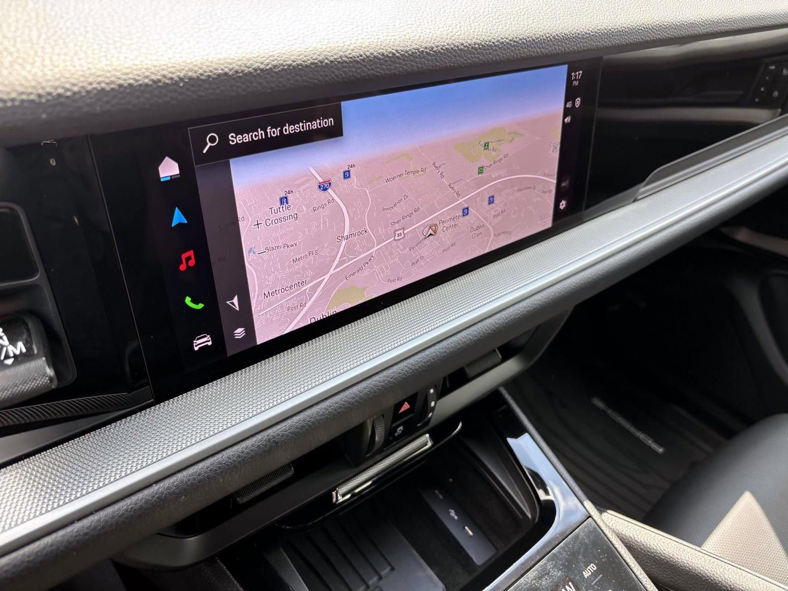 Used 2025 Porsche Cayenne AWD/4WD image 31