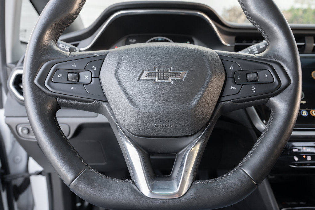 Used 2023 Chevrolet Bolt LT FWD image 22