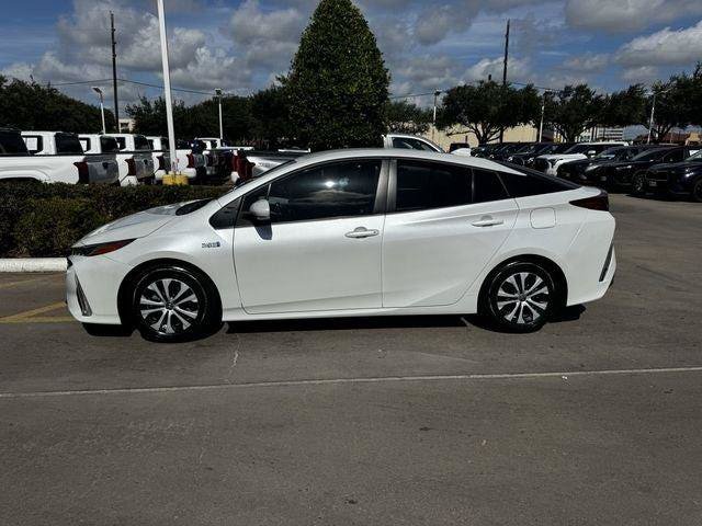 Certified 2022 Toyota Prius Prime XLE FWD image 4