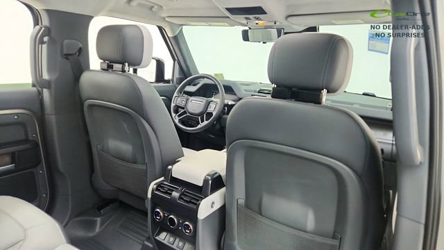 Used 2025 Land Rover Defender 110 X image 26
