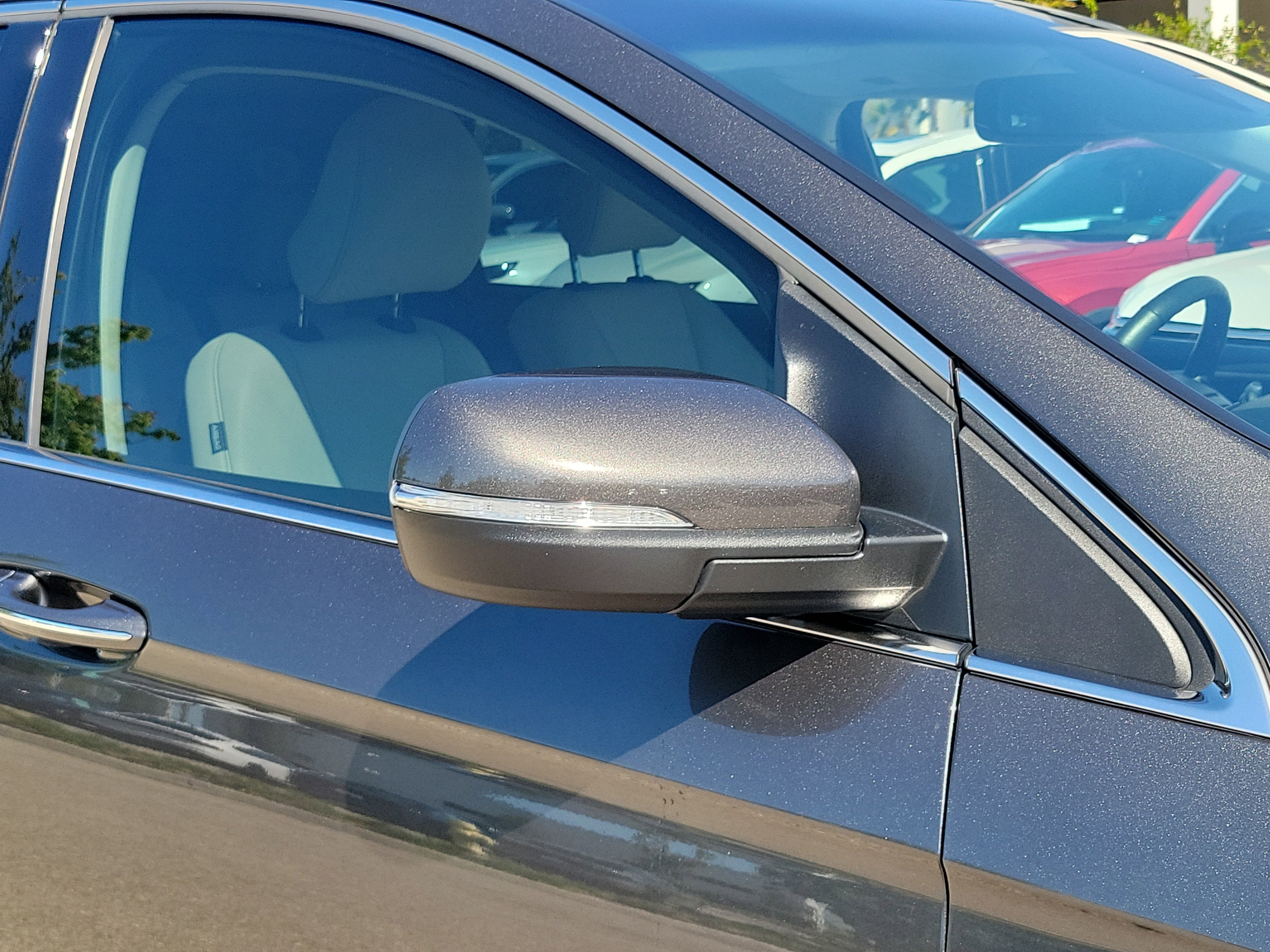 Used 2019 Ford Edge Titanium w/ Equipment Group 301A FWD image 8