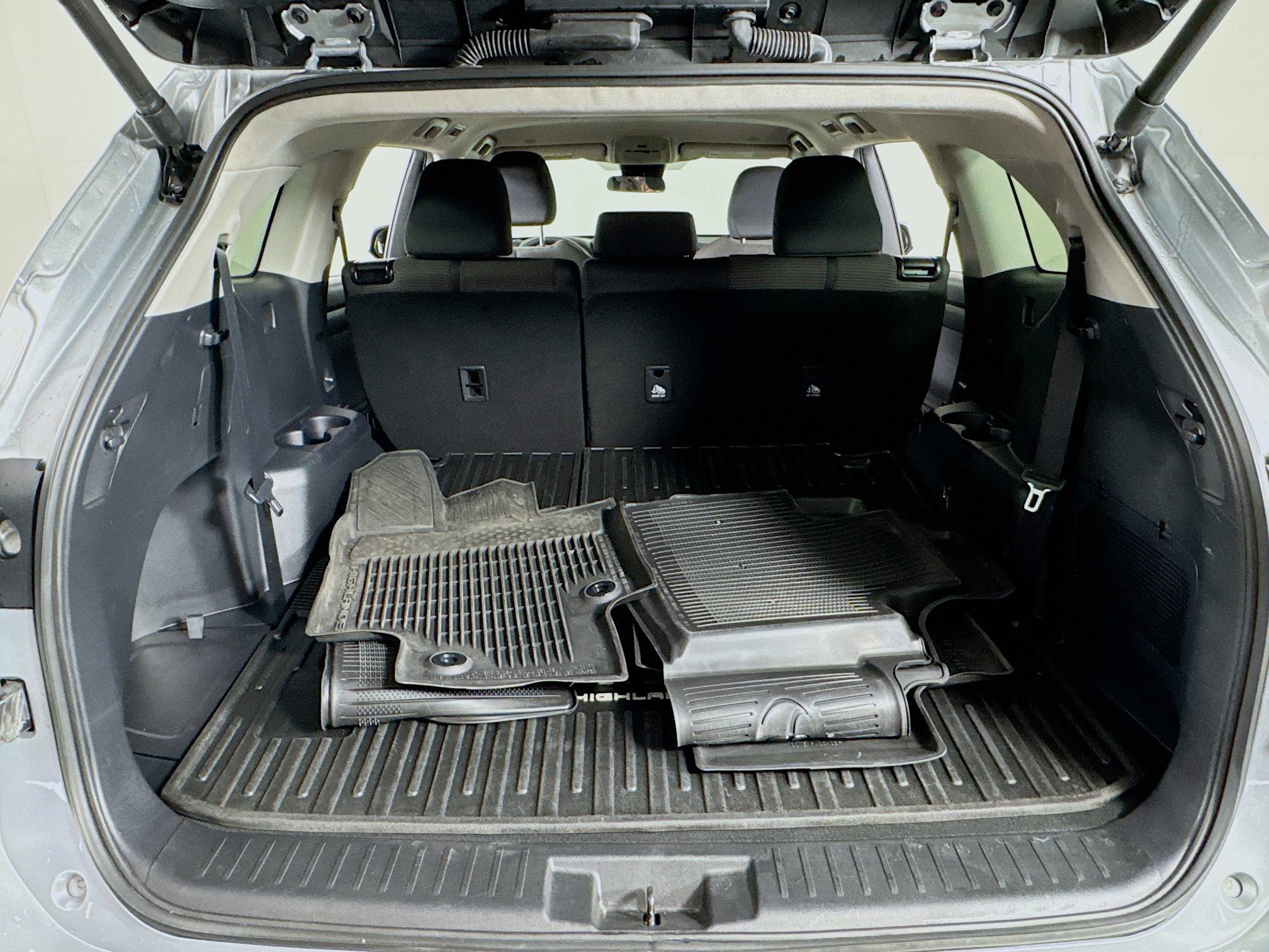 Certified 2024 Toyota Highlander LE AWD/4WD image 19