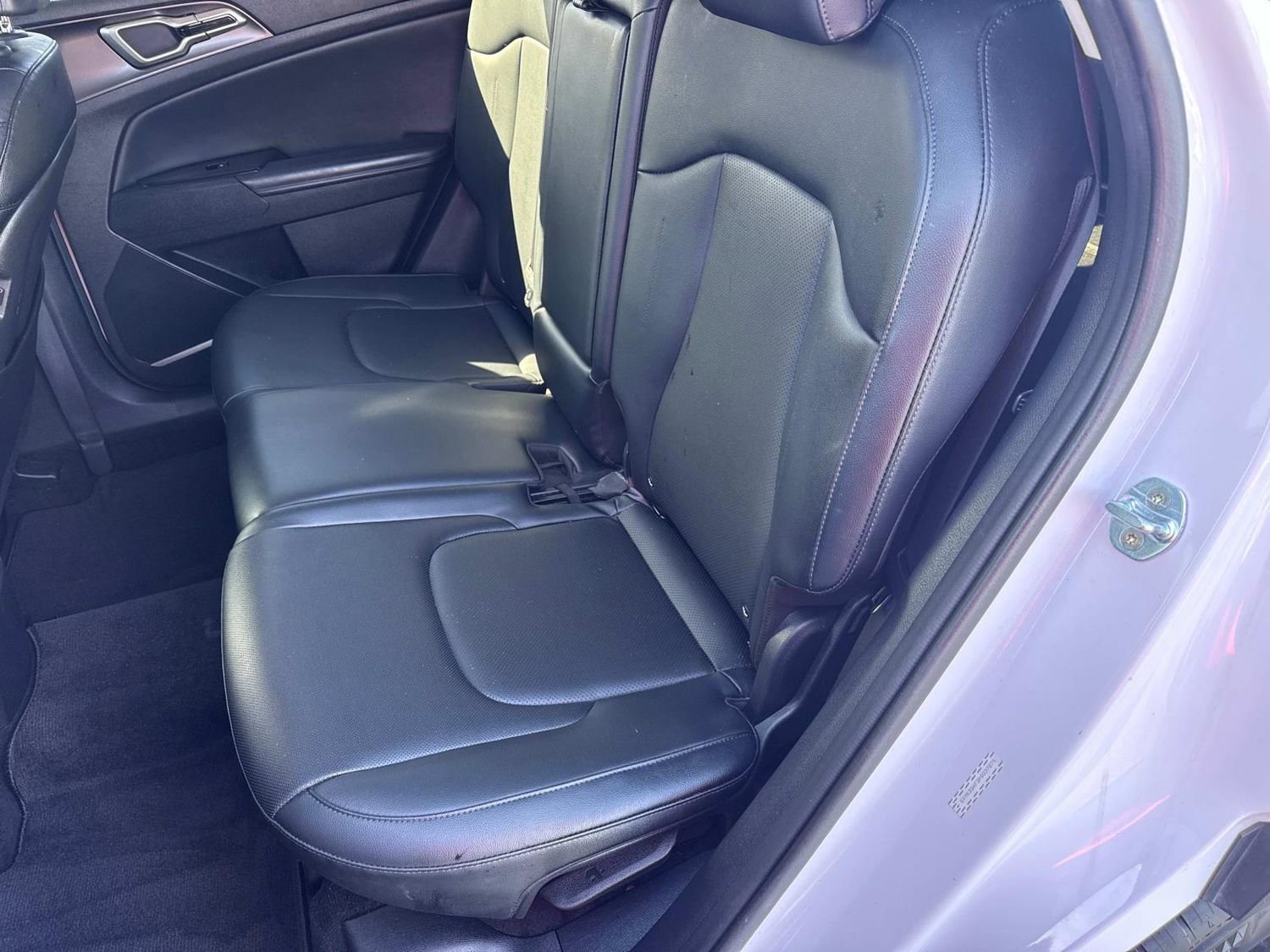 Used 2023 Kia Sportage EX image 15