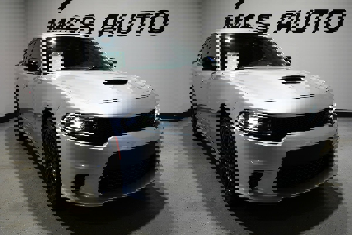 Used 2023 Dodge Charger GT w/ Blacktop Special Edition image 4