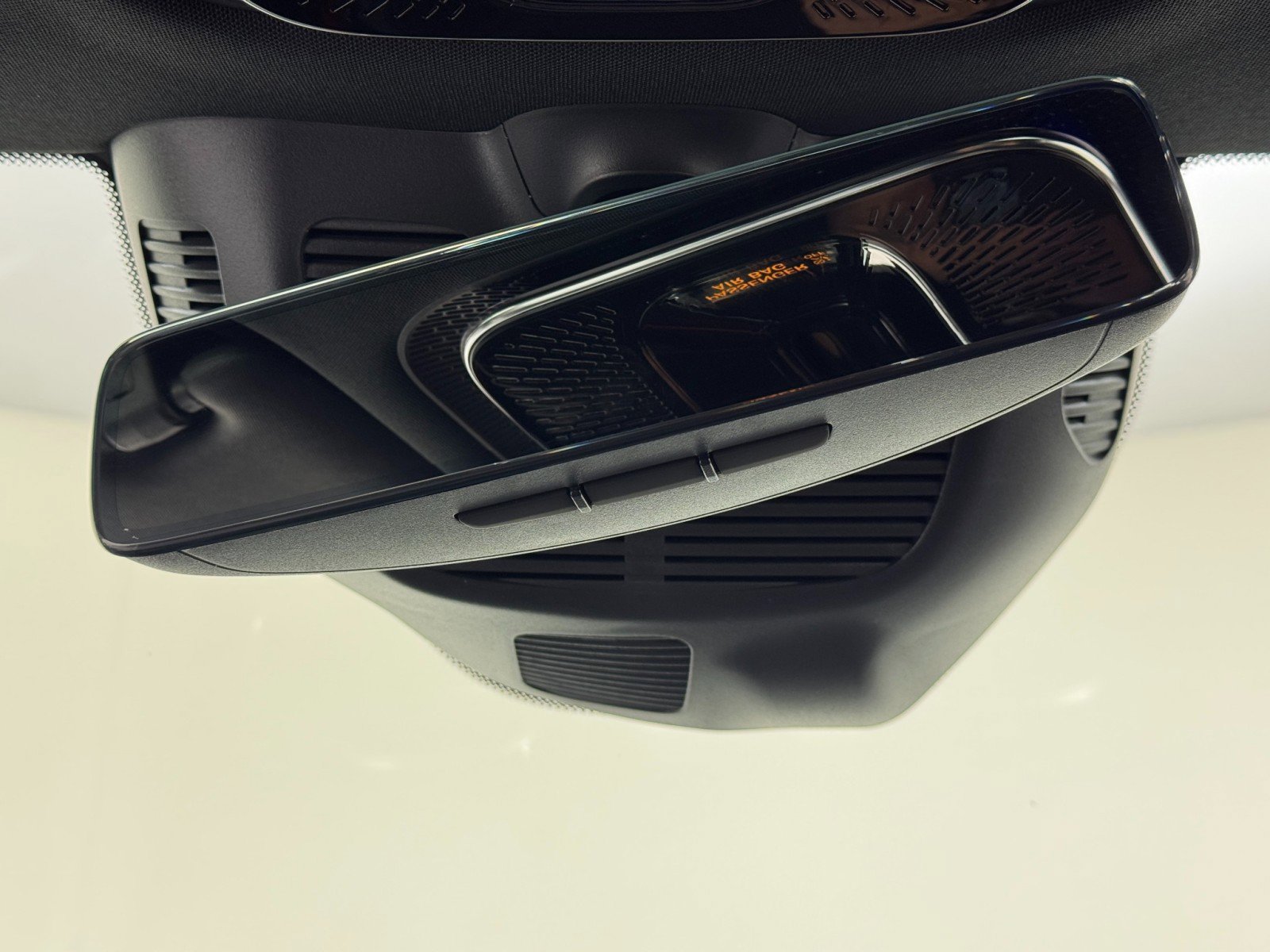 Used 2024 Mercedes-Benz GLC 43 AMG 4MATIC image 42