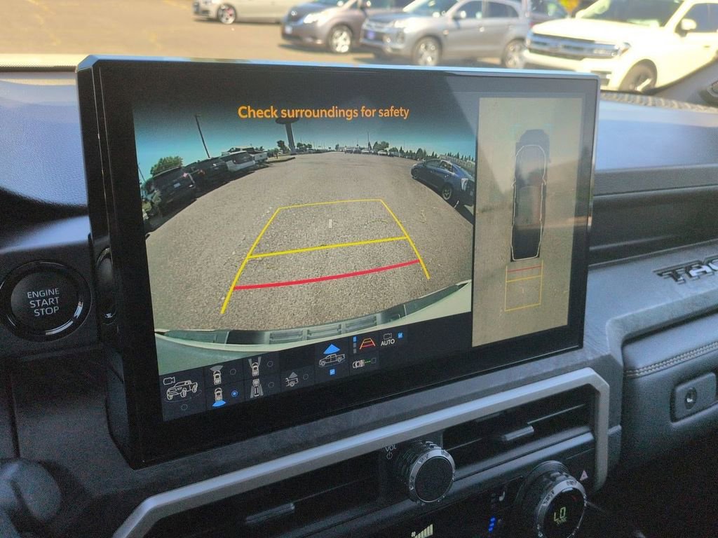Used 2024 Toyota Tacoma Limited w/ Limited Package (LT) AWD/4WD image 19